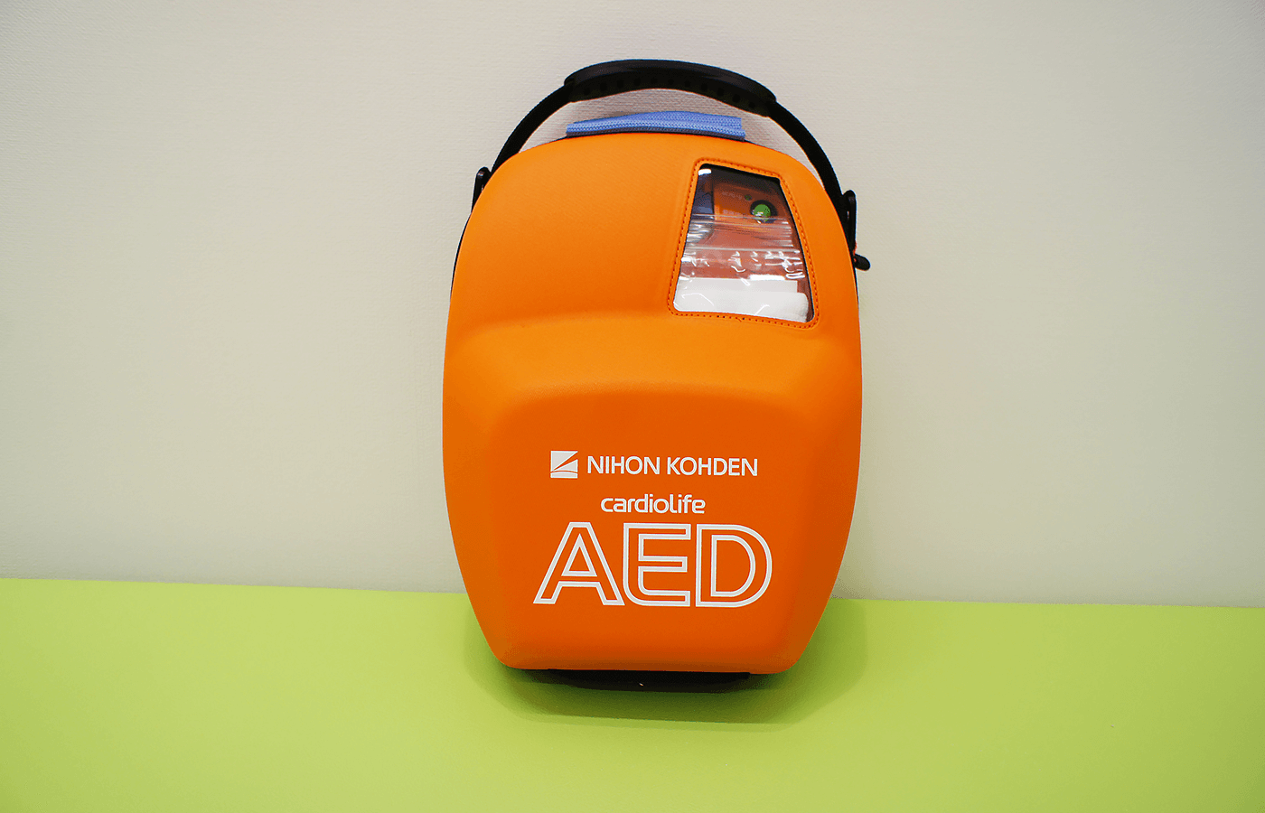 AED（自動体外式除細動器）